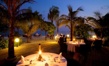 Kuredu Island Resort Spa Maldives Beach Dining