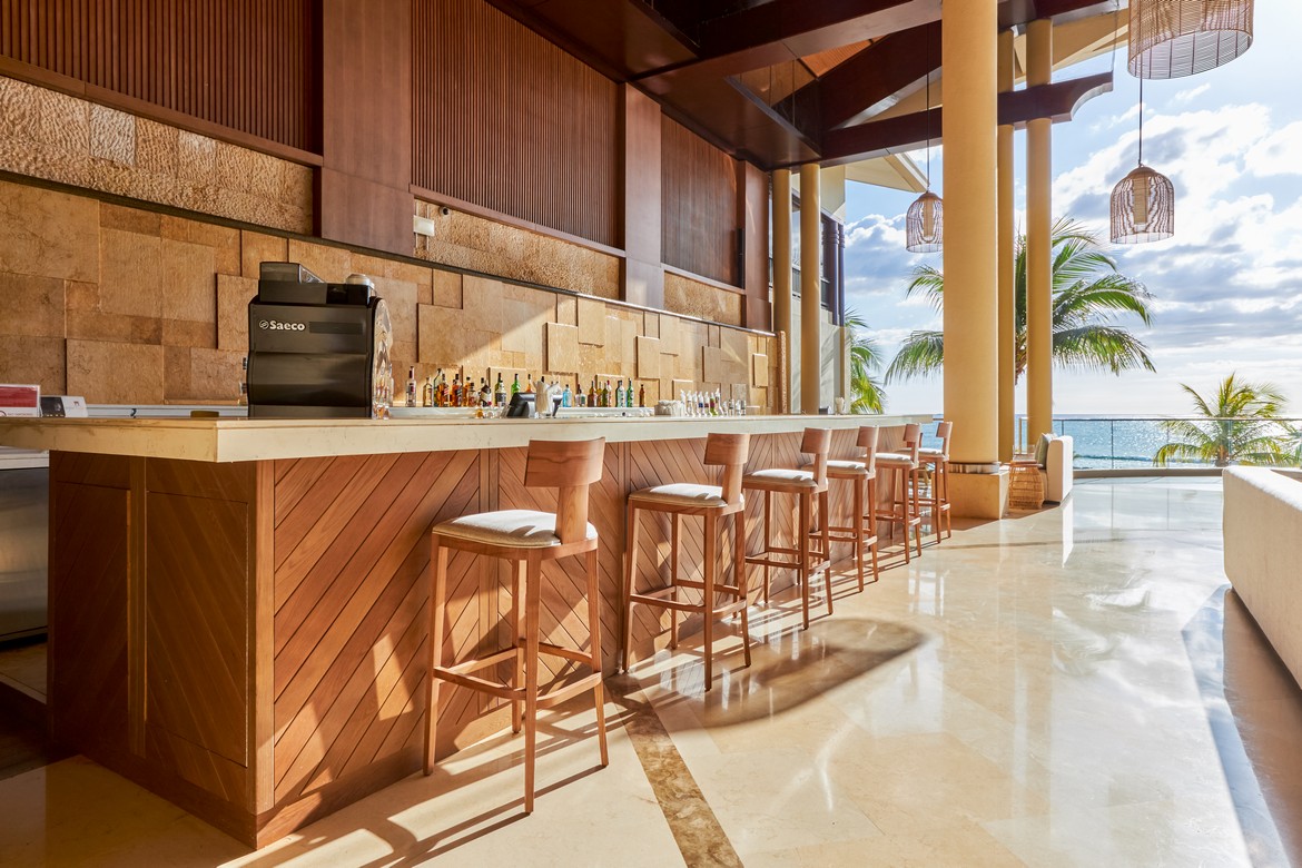 Intercontinental Mauritius Resort Bar