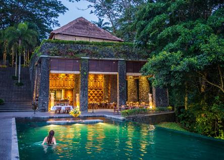 Alila Ubud poolside dining with tropical ambiance