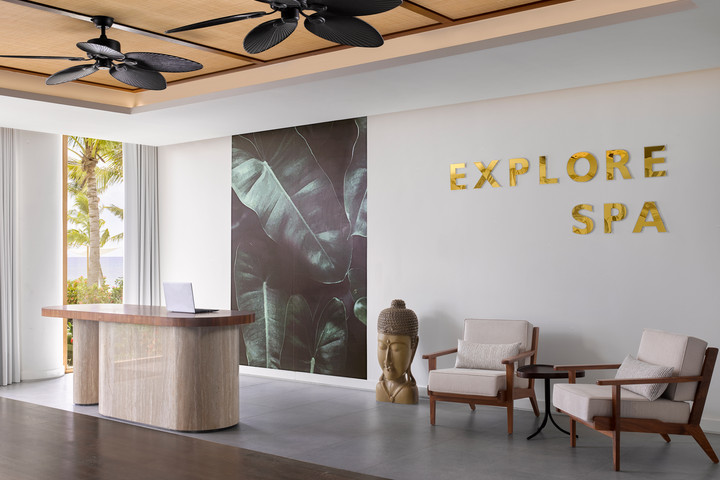 Spa reception area at Nirvana At Le Meridien Ilse Mauritius inviting guests to unwind and rejuvenate