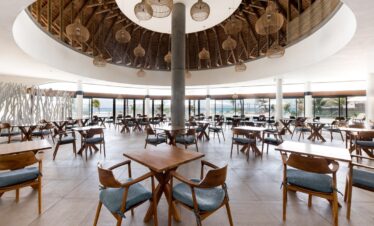 Spacious dining area at Radisson Blu Poste Lafayette with ocean views