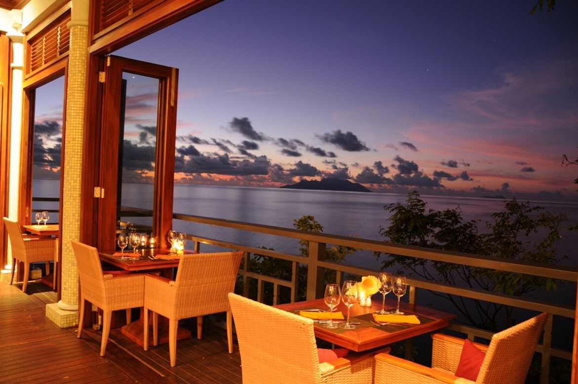 Sunset dining at Hilton Seychelles Northolme Resort open air restaurant