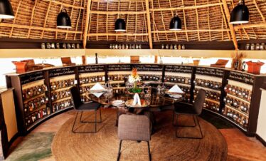 Spice-filled dining experience at Essque Zalu Zanzibar with traditional decor