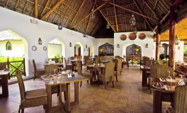 Sultan Sands Zanzibar open air dining space